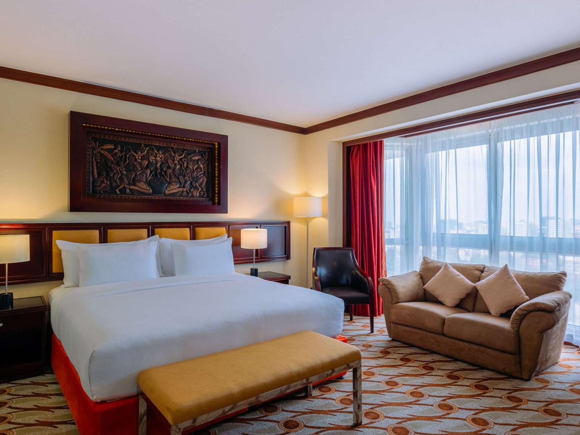 Moevenpick Hotel & Residences Найробі Екстер'єр фото